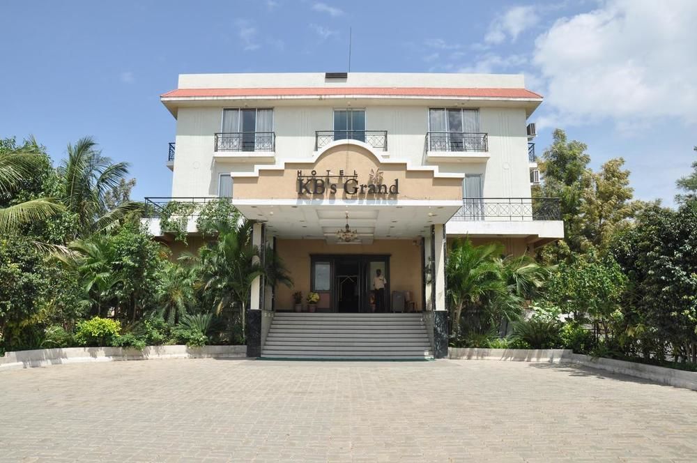 Hotel Sai Suraj Park Shirdi Exterior foto